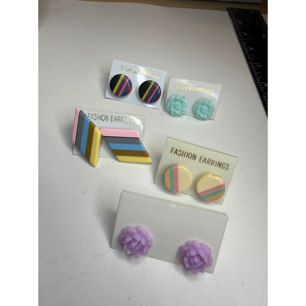 Lot of 5 Pairs Fashion Earrings Geometric Striped Floral Rose Studs Vintage NOS